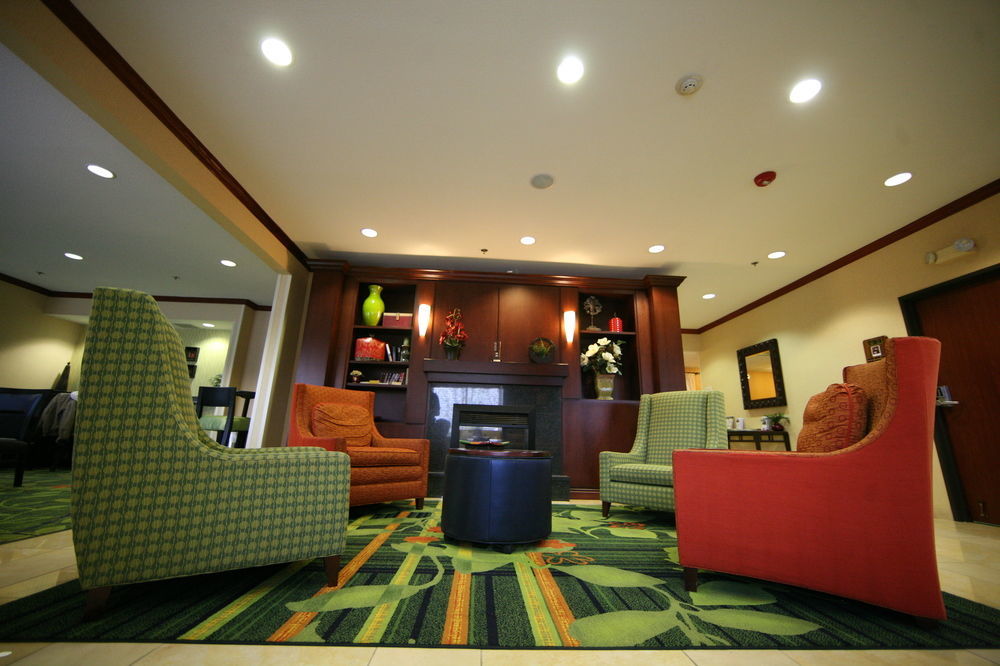 Fairfield Inn & Suites Kansas City Airport Bagian luar foto